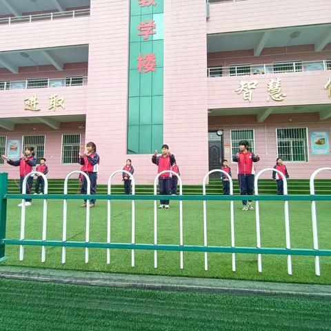 快乐运动，“绳”彩飞扬             —— 杨河小学课间跳绳比赛