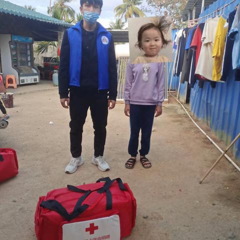 万冲镇社工站2024年1月26日开展“困难儿童慰问行动在进行，万冲镇社工与你同在”慰问活动