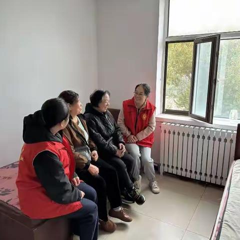 云冈镇“情暖重阳”助老服务活动纪实
