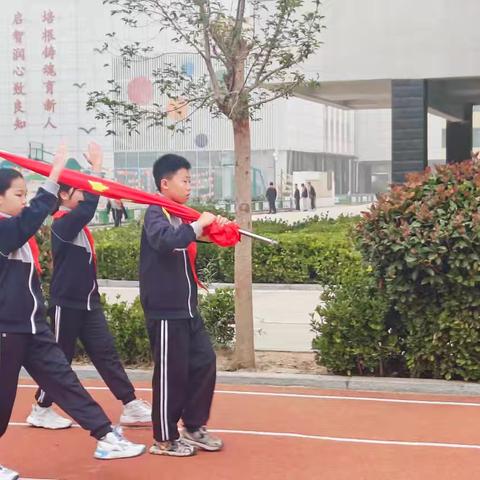 赓续红色血脉，争做优秀队员 ﻿————聊城高新区深圳路小学第七周升旗仪式