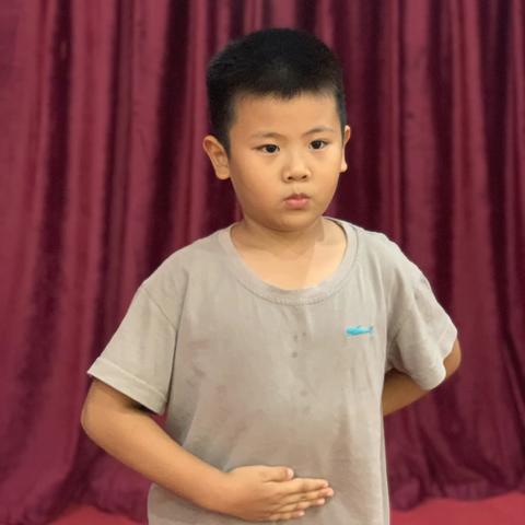 米娜凯威-张家齐成长时光