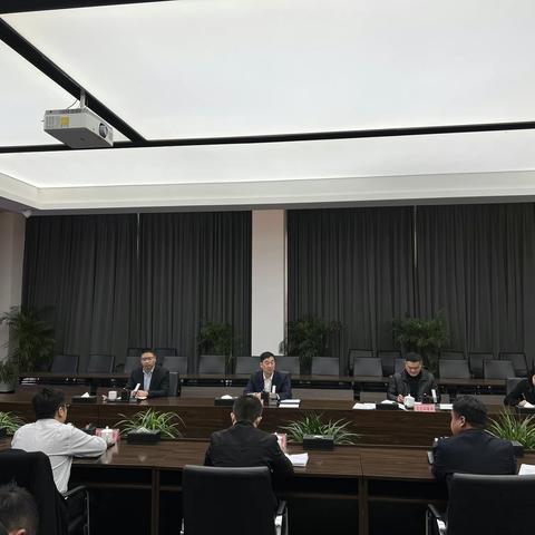 沣东新城党委委员、管委会副主任调研斗门水库生态环保工作并召开生态环保专题会议