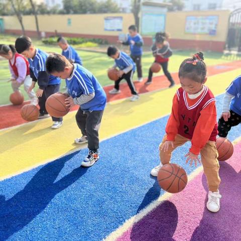 【城西小学幼儿园•运动乐翻天】玩转运动 乐享冬日——城西小学幼儿园幼儿冬日趣味运动会