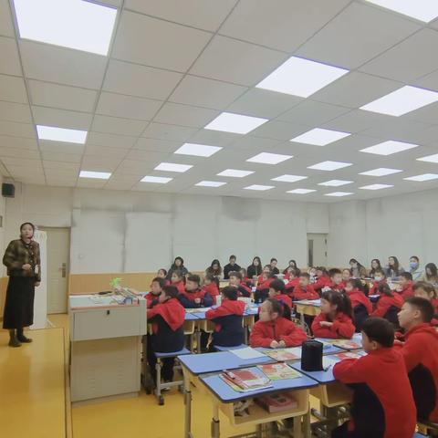 学科共研展风采，异彩纷呈显匠心