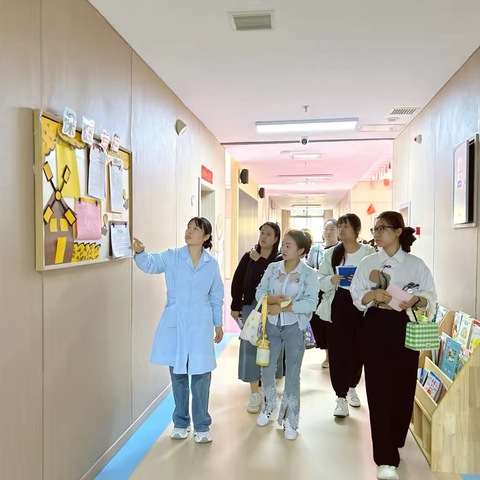 【渭城教育·中心幼儿园】区中心园召开2025学年秋季学期家委会和膳食监督委员会