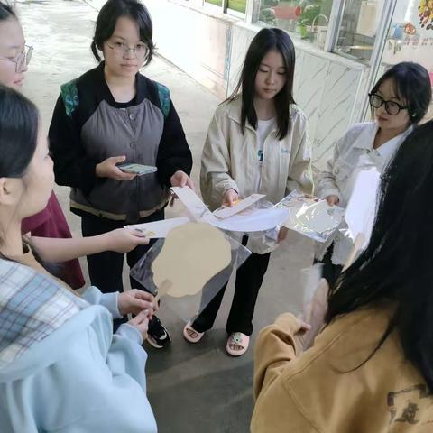 共话青春梦想——书签、团扇篇