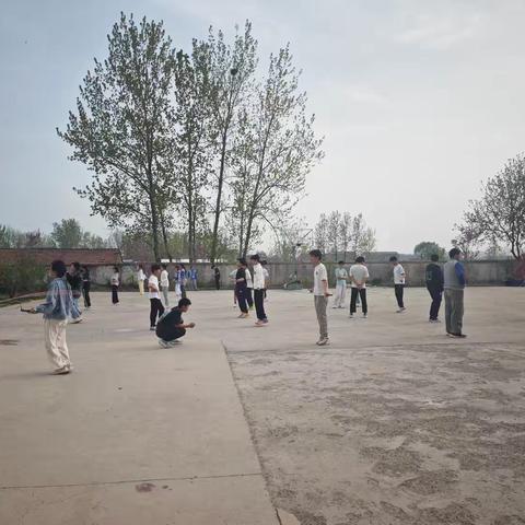 陈集镇中心学校君王分校大课间活动全景纪实