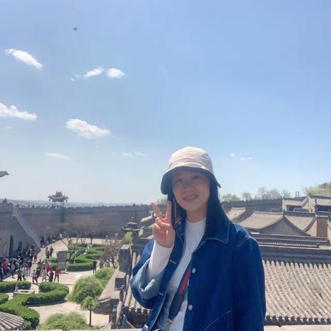 守望“麦田”，心中有光