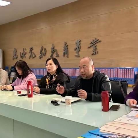 入校进班精指导，教研引领促提高       ----新城区教师进修学校教研员走进八府庄小学指导教学工作