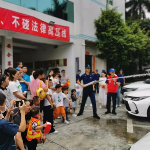 《沙井消防》“预防为主，生命至上”壆岗消防站深度开展志愿者宣传活动