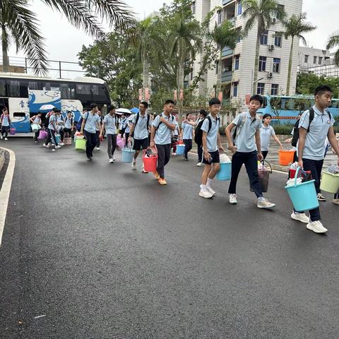 一心向阳，开启新起点 雷州市第一中学八年级研学活动