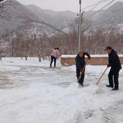 扫雪清障  守护平安