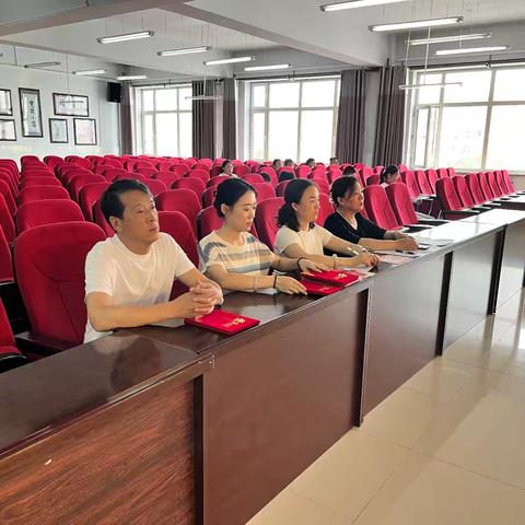 富裕县实验小学“讲文明、会学习、爱劳动、有担当，一起向未来”主题演讲比赛纪实