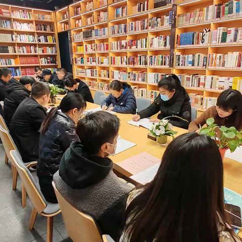 骨干引领共奋进，砥砺前行同芬芳——西安市第83中学数学教研组教研活动