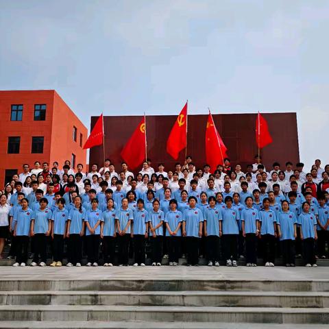 红色基因润新校 研学探索忆初心 ——记一场意义非凡的研学实践活动