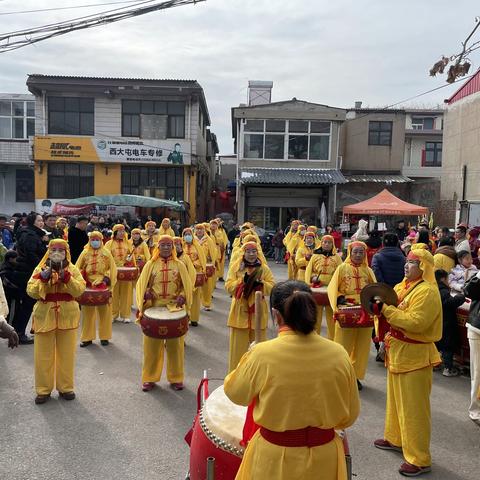 双争进行时——西大屯社火“耍”起来 民俗“燃”起来