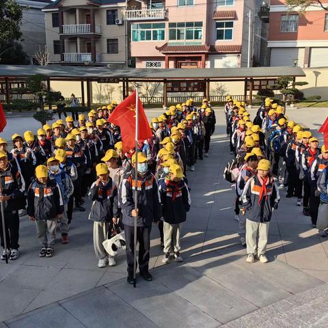 隆山好少年，“毅”齐向前行 六年级学生十公里毅行完胜
