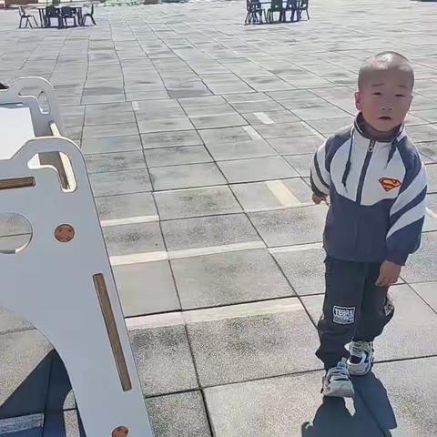 幼儿自主游戏