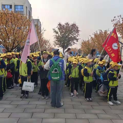 “在行动中探索，发现未知，研学之旅，领略奇妙。”—襄阳高新一中小学部汉城研学之旅