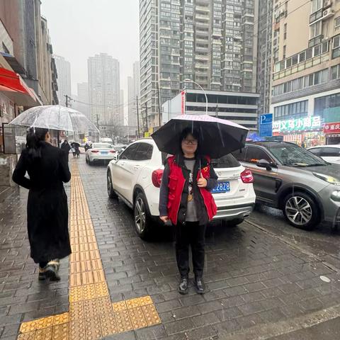 三五三八社区开展流浪乞讨人员巡查工作