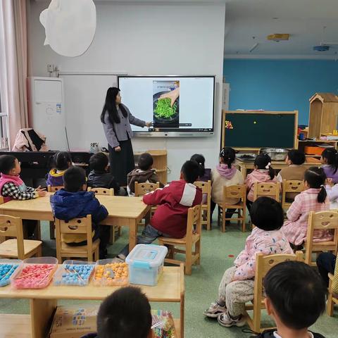 “香草芳醇，品清明”实验小学教育集团东兴路幼儿园清明节活动