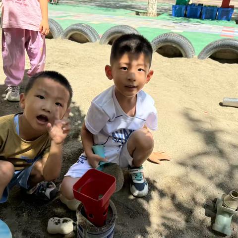 成长在路上，快乐不停歇佳鑫幼儿园中三班精彩回顾