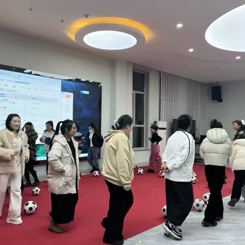 专业赋能    足“梦”成长 ‍扎赉特旗音德尔第五幼儿园 ‍教师足球培训活动