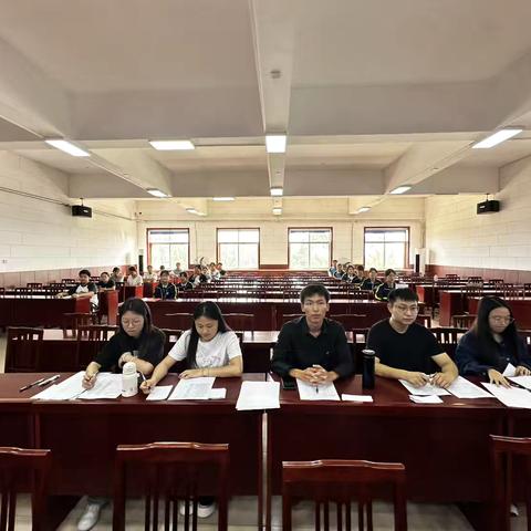 声颂盛世华章，诗绘中国长卷