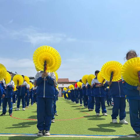 【关爱学生  幸福成长】—“舞”动青春，激情飞扬——实验小学阳光大课间掠影