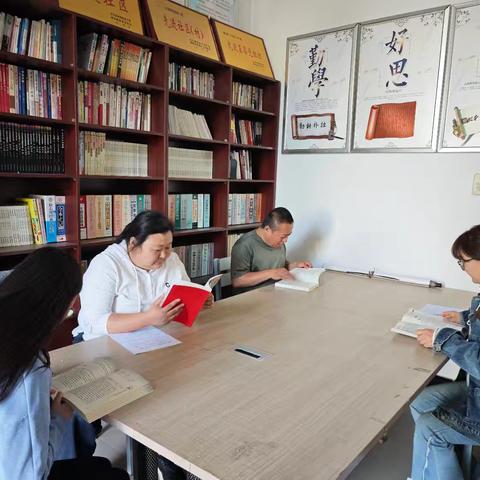 【黄河路街道】颐和社区新时代文明实践站开展“书香社区 ‘益’同阅读”读书日活动