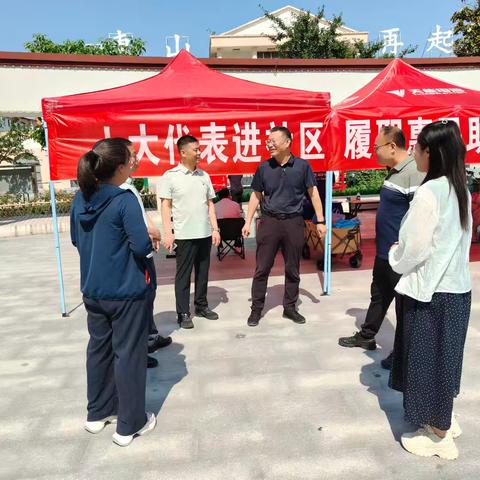 黄河路街道颐和、颐南社区新时代文明实践站开展惠民助就业活动
