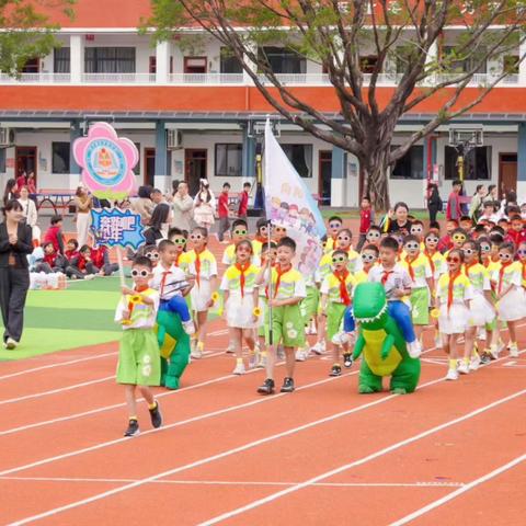 黄外翰林实验学校304翰墨班第12周美好生活小记录