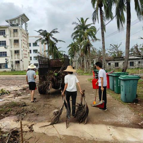 台风无情 美中有爱——临高中学教育集团美良中学“摩羯”台风灾后自救恢复工作纪实