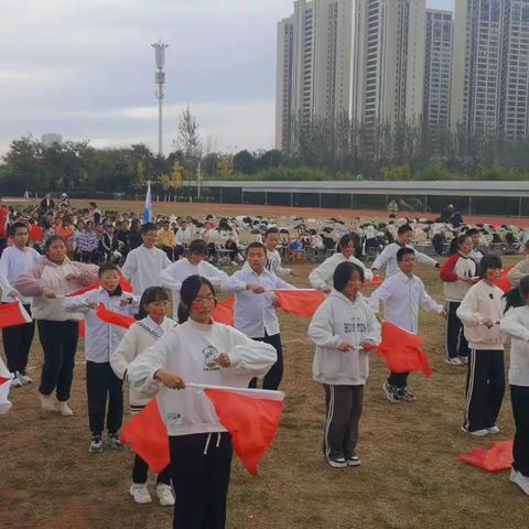 晋宁三中第十五届体育艺术节“青春绽放，强国有我”———七年级（11）班