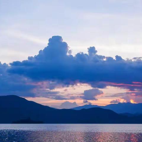 以微芒之光，照亮旷野—记都江堰女作家陈媛媛