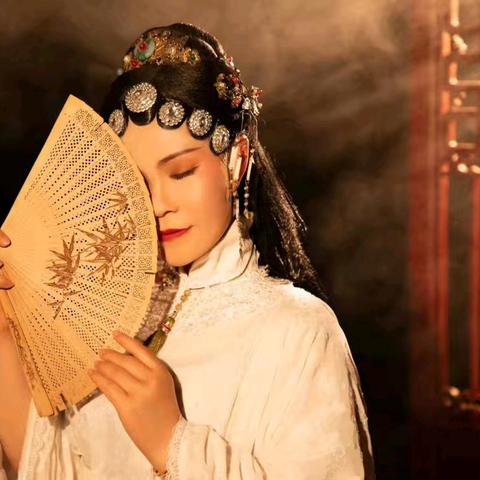 更名记： ﻿一场对旧我的温柔叛逃