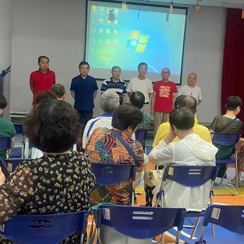 庆祝“八一”建军节，革命歌曲大家唱