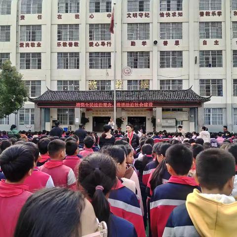 六库街道小沙坝完小一周工作纪要