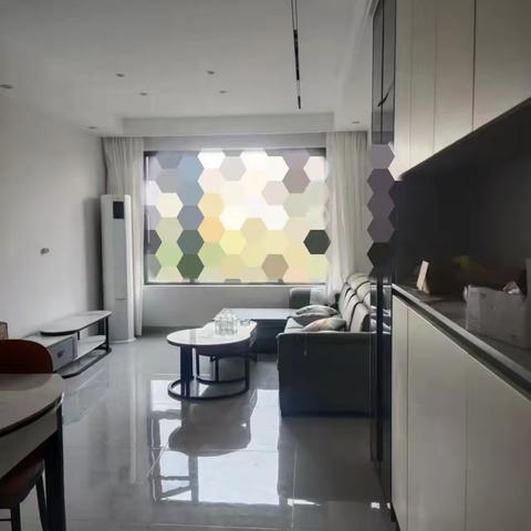 佳恒一品城北新小区低楼层精装房3/2/2家具家电齐全三台空调齐通远景校区56.8万v6976