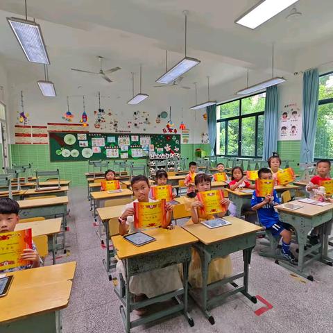 魅力之城小学少儿编程期末美篇