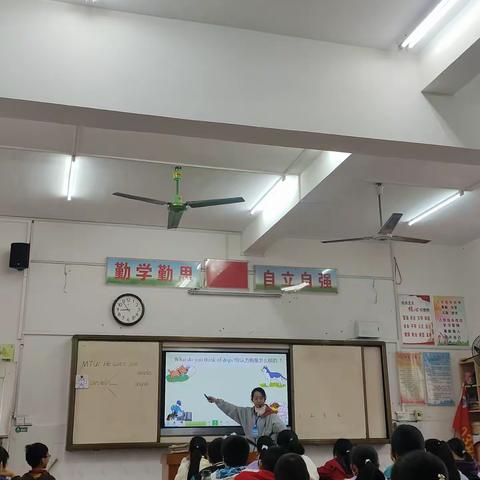 点一盏心灯，为年少明亮方向——桂林师范高等专科学校2021级小学英语教育二班专业实习教师跟岗记录（一）