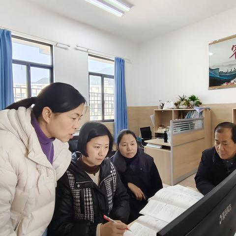 以单元视角关照单篇 以语言学习提升思维品质 ——记云和县育英小学 五年级语文组教学展示活动