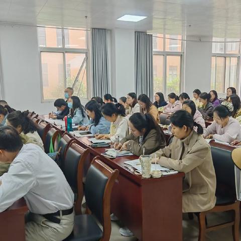 课前课中课后成闭环，教材真题考点是一体。——语文组大教研之文言文高效课堂探究