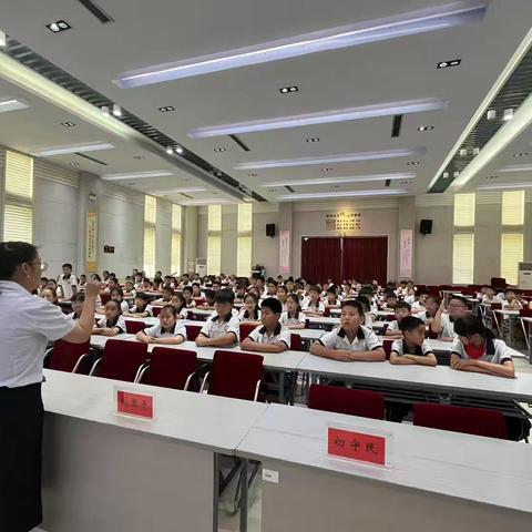 传承红色基因，培育时代新人——爸爸妈妈大讲堂