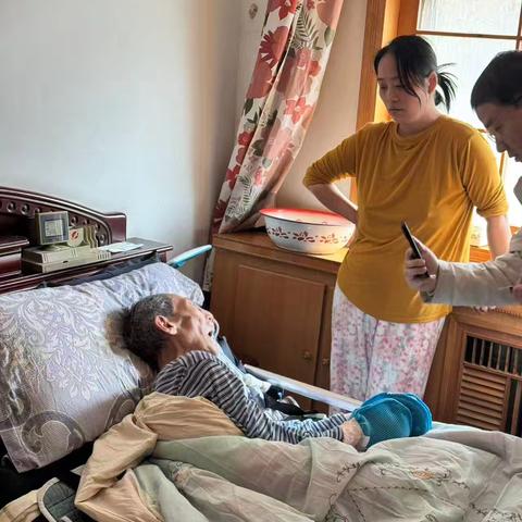 特事特办优服务 上门认证护夕阳 ——金泰社区联合市养老经办处为高龄失能老人开辟养老认证“绿色通道”