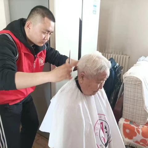 网格力量‖情暖社区 爱润心田——金泰社区关爱独居高龄老人志愿服务