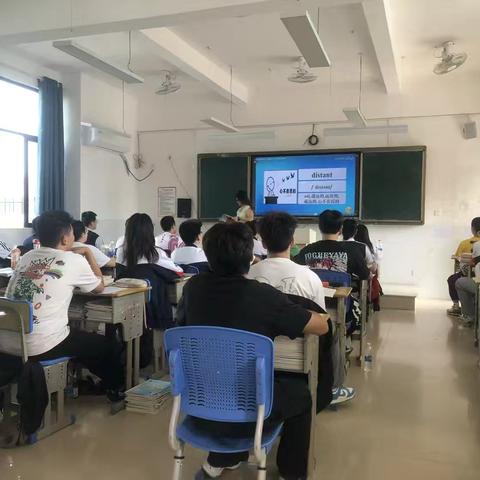 垫江县育才学校英语组教研活动