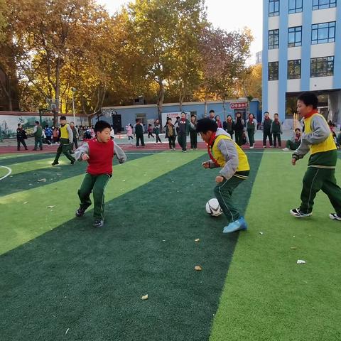 站到场上是赢家——箭岭小学首届〃校长杯〃校园足球联赛精彩落幕