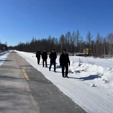 潮满林场开展“巡山清套”专项行动