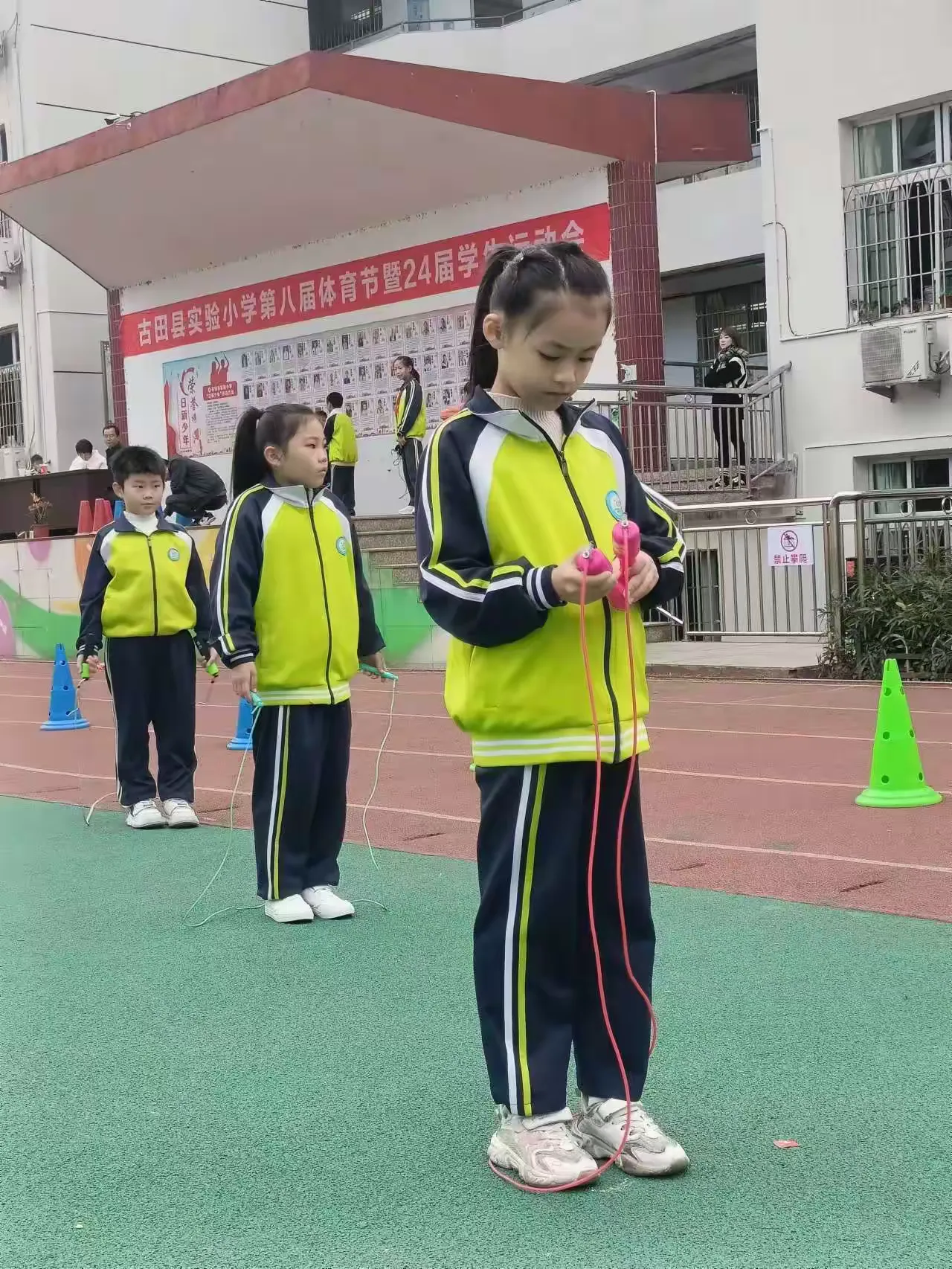 简篇-古田县实验小学
二年(1)班